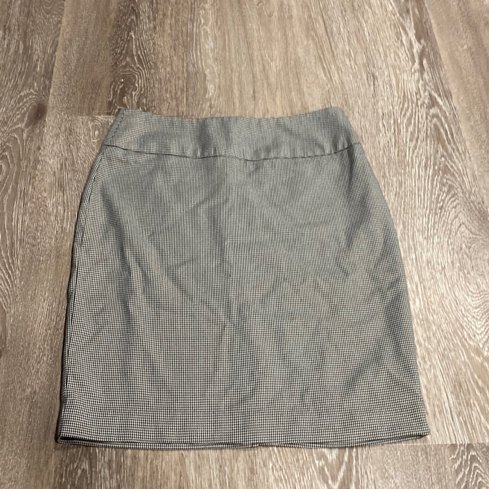 Suzy Shier Skirt
